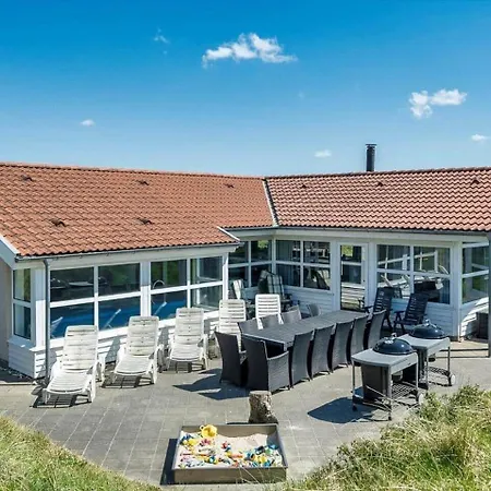 Ve016-vejers-strand-tyttebaervej-16 Feriehus *